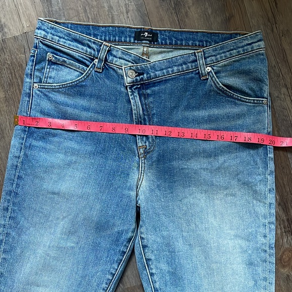 7 For All Mankind Criss Cross Waist Denim Ankle Tapered Jeans Size 32 - Picture 12 of 12